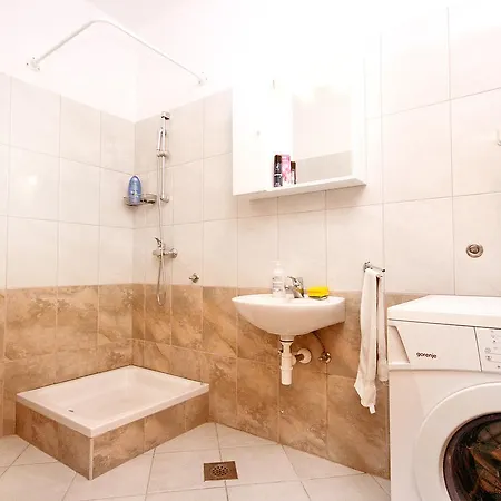 Apartment Rovanjska 6209a Obrovac