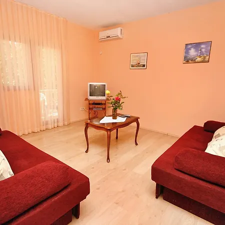 Rovanjska 6209a Appartamento *